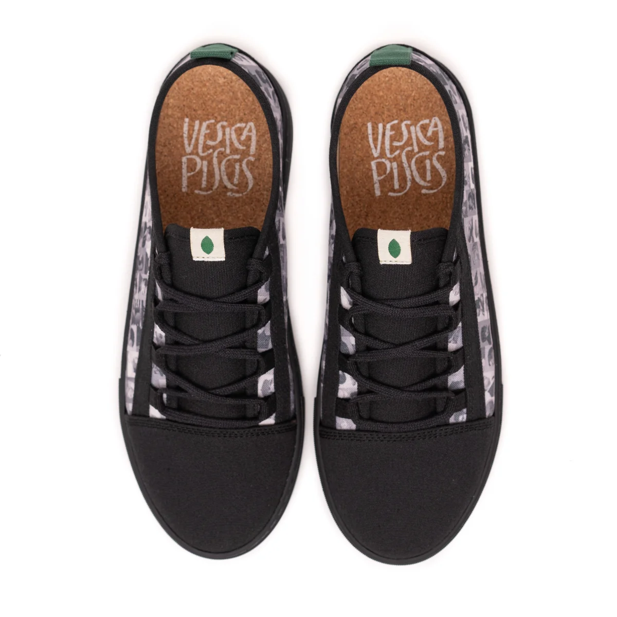 Vegan sneaker faces CUV021 - Image 2